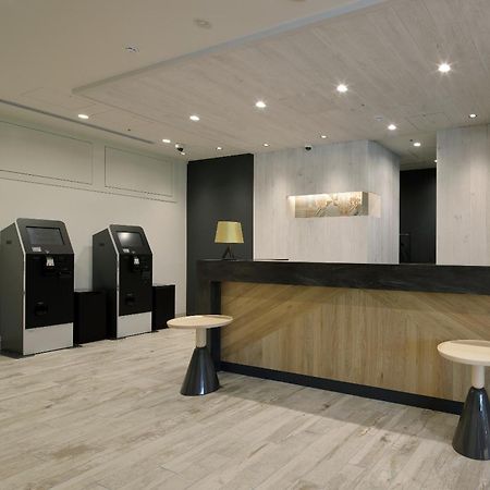Via Inn Shin Osaka Shomenguchi Экстерьер фото