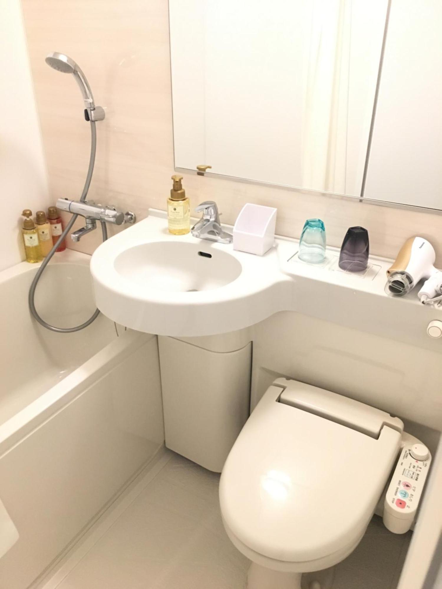 Via Inn Shin Osaka Shomenguchi Экстерьер фото